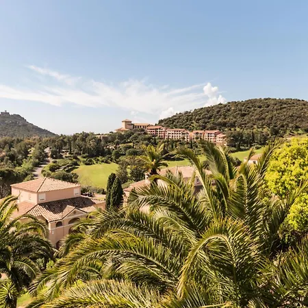 Le Village De Cap Esterel - Maeva - 2 Pieces 4 Personnes Climatise Avec Terrasse - Prestige - Super Mae-6093 *