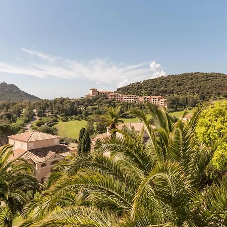 Le Village De Cap Esterel - Maeva - 2 Pieces 4 Personnes Climatise Avec Terrasse - Prestige - Super Mae-6093 *